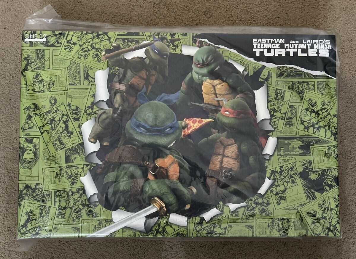 MEZCO TOYZ ONE:12 TMNT  TEENAGE MUTANT NINJA TURTLES DELUXE BOX SET