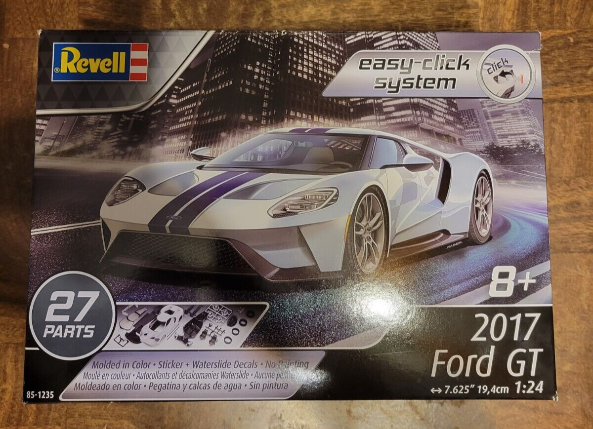 Revell Monogram 1/24 2017 Ford GT “Easy-Click” Level 2
